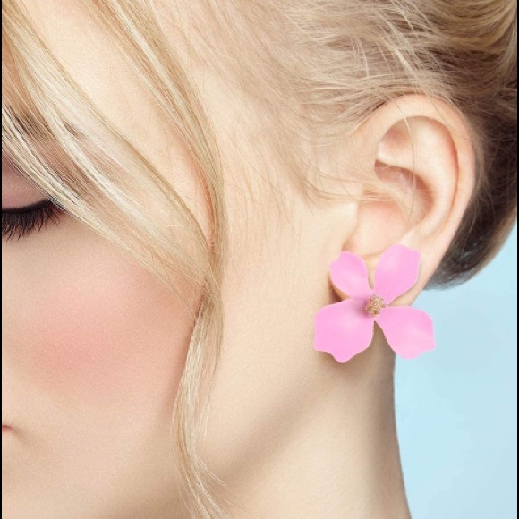 Boho Flower Stud Earrings - Picture 5 of 11
